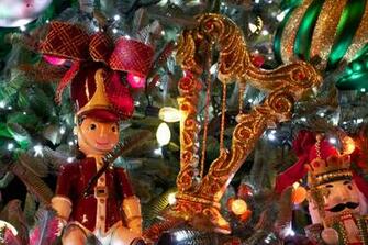 Christmas Tree With Ornaments Soldier And Harp Wallpaper