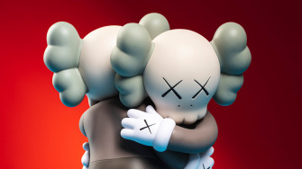 Kaws Companion Wallpaper 4k Hugging Vinyl Figure 5k