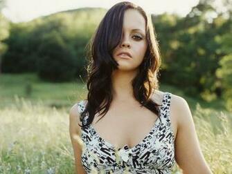 Christina Ricci Wallpaper X Net
