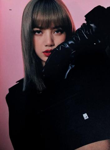 Scan Lisa Blackpink Kill This Love Album Photobook