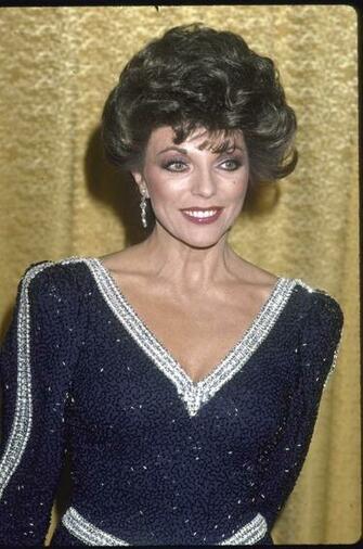 Joan Collins Photo