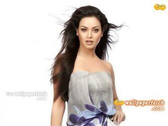 Wallpaper Maryam Zakaria