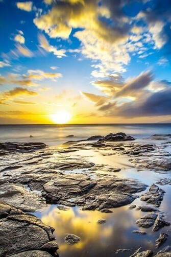 Sunrise Beach iPhone 4s Wallpaper iPad