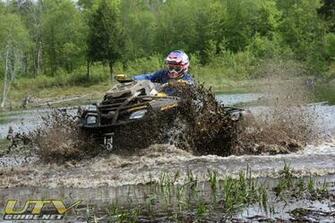 800r X Mr Is For Serious Mud Riding Side Vehicle News
