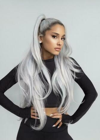 Ariana Grande Photo Reebok Wallpaper