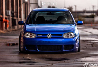 Volkswagen R32 With Schmidt Vn Lines And 40r18