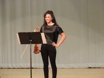 Rachel Williams Zoo Guest Violinists Barton