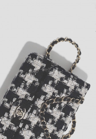 Chanel Aesthetic Wallpaper