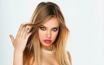 Xenia Tchoumitcheva Wallpaper High Quality