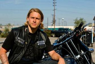 Tracy Gibson Charlie Hunnam Wallpaper