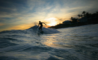 HD Surfing Wallpaper