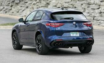Alfa Romeo Stelvio Quadrifoglio Res
