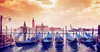 Travel Theme Wallpaper Designs For Agency Walls