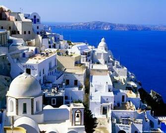 Santorini Greece Desktop Pc And Mac Wallpaper