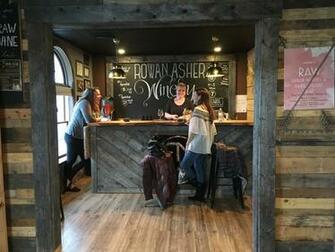 Rowan Asher Winery Hard Cidery Travel Guidebook Must Visit