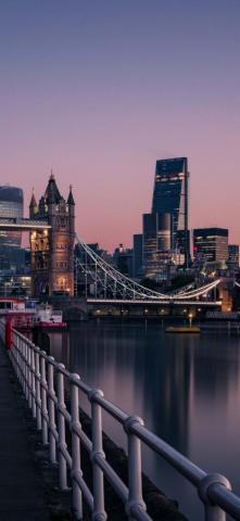 London England iPhone Wallpaper Top