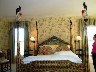 Bedroom Mackenzie Childs House Photo