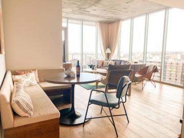Brand New 16th Floor Rainey St Condo In Downtown Austin W