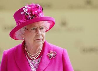 Queen Elizabeth Ll Photo Of Pics Wallpaper