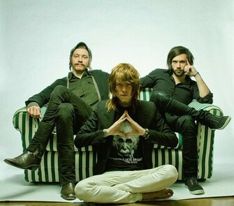 Never Shout Announce Spring Headlining Tour Contest To Open
