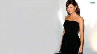 Tiffani Thiessen HD Wallpaper