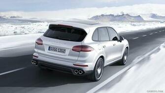 Porsche Cayenne Turbo S Rear HD Wallpaper