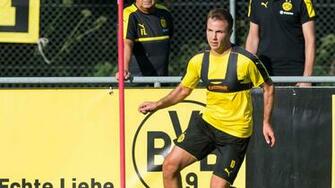 Borussia Dortmund Mario G Tze Glaubt An Erfolge Fu Ball