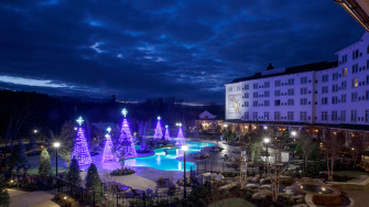 Why Christmas At Dollywood Is Unlike Anything Else Cond Nast