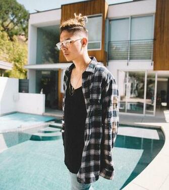 How Much Money William Singe Makes On Net Worth