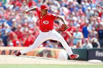 Cincinnati Reds Trade Rumors Red Sox Astros Interested In Raisel