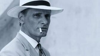 Wallpaper HD Viggo Mortensen Actor Portrait Cigarette 1080p