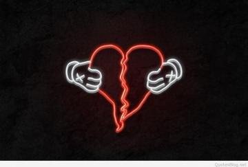 Broken Heart Wallpaper She S Yours Banko Dupree