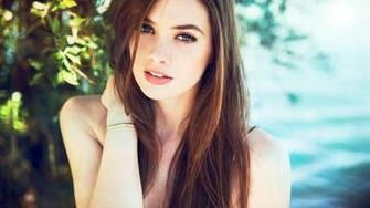 Full HD 1080p Beautiful Girl Wallpaper