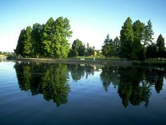 Lakeside Park Wallpaper