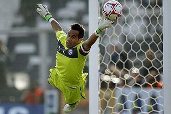 Bravo Se Acerca A Su Regreso En La Real Sociedad Tras