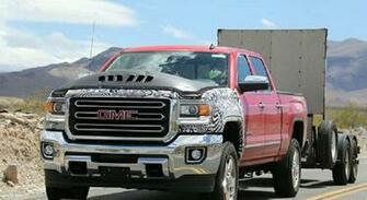 Chevy Silverado Spy Photo Wallpaper