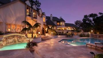 Luxury Mansion Wallpaper Top Background