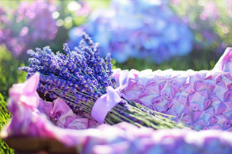 Basket Of Lavender Desktop Lvldgjzv8mdbh560 Wallpaper
