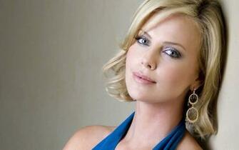 Hollywood Star Charlize Theron HD New Wallpaper