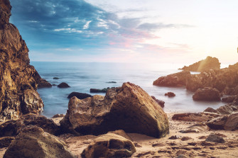 Rocks Beach Sunrise 4k Wallpaper HD Nature