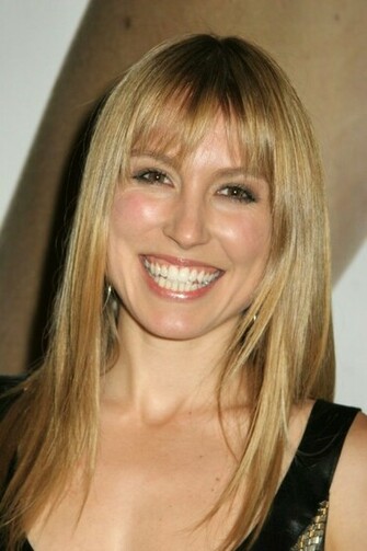 Celebrity Sarah Carter Photos Pictures Wallpaper