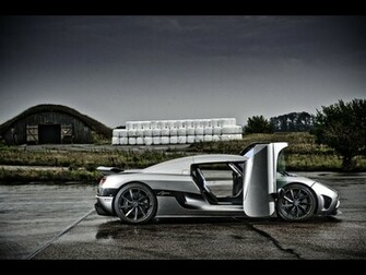 Koenigsegg Agera Side Open Doors Wallpaper