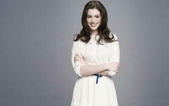 Wallpaper Cute Anne Hathaway HD Expert