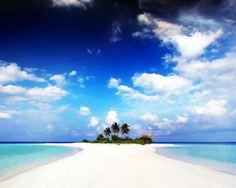 Island Wallpaper
