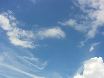 Calming Clouds Wallpaper Frozenmist