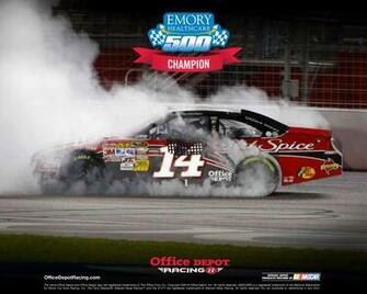 Few Nascar Tonytony Sdtewart Little Ing A Wrecks