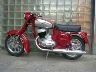 Jawa Speedway Motorcycle Image