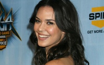 Odette Yustman Widescreen Wallpaper