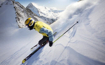 Skiing Sports HD Wallpaper