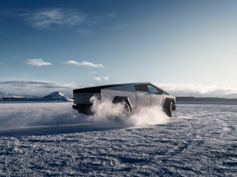 Tesla Cyber Truck Winter Testing